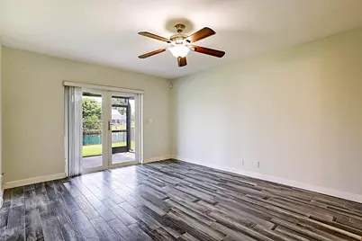3570 Woods Walk Boulevard, Lake Worth, FL 33467 - Photo 22