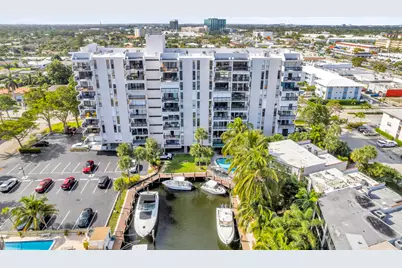 4800 Bayview Drive #402, Fort Lauderdale, FL 33308 - Photo 32