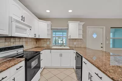 2734 NE 27th Court #17, Lighthouse Point, FL 33064 - Photo 24