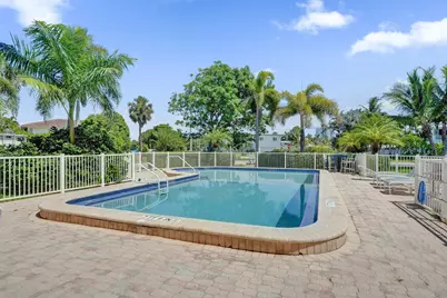 2734 NE 27th Court #17, Lighthouse Point, FL 33064 - Photo 44
