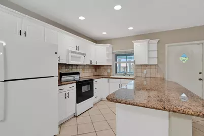 2734 NE 27th Court #17, Lighthouse Point, FL 33064 - Photo 22