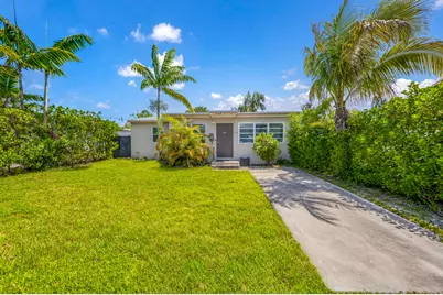 2326 Harding Street #2326, Hollywood, FL 33020 - Photo 1
