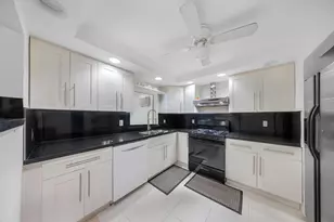 2326 Harding St, Hollywood, FL 33020 - Photo 14