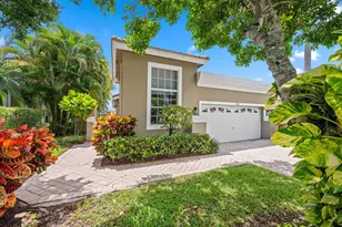 4706 Carlton Golf Dr, Lake Worth, FL 33449 - Photo 2