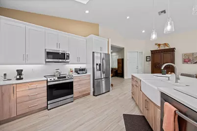 4706 Carlton Golf Drive, Lake Worth, FL 33449 - Photo 12