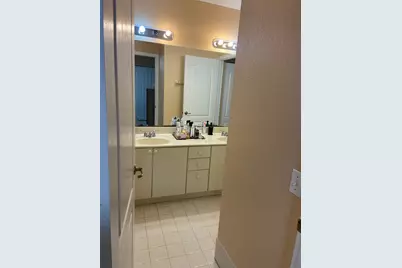 8752 NW 107th Terrace #8752, Hialeah Gardens, FL 33018 - Photo 16