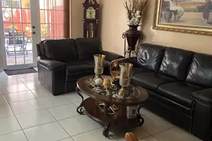 8752 NW 107 Terrace, Hialeah Gardens, FL 33018 - Photo 4
