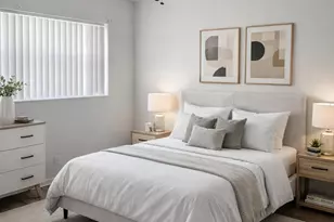 980 NE 169th St, North Miami Beach, FL 33162 - Photo 2