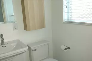 1354 Bayview Dr, Fort Lauderdale, FL 33304 - Photo 10