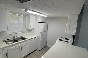 6284 La Costa Dr, Boca Raton, FL 33433 - Photo 4