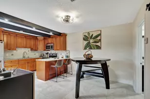 99 Lake Arbor Dr, Palm Springs, FL 33461 - Photo 8
