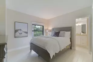 11355 Pond View Dr, Wellington, FL 33414 - Photo 12