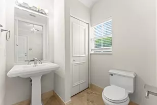 210 NE 69th Cir, Boca Raton, FL 33487 - Photo 6