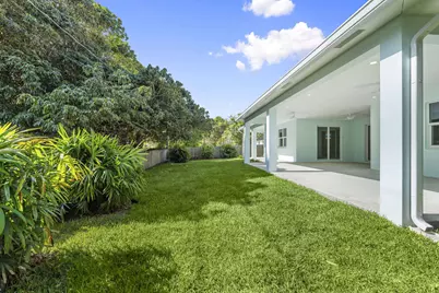 516 SE Alamanda Way, Stuart, FL 34996 - Photo 22
