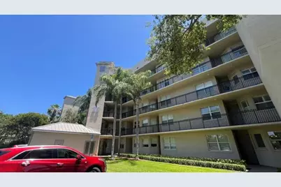26 Royal Palm Way #302, Boca Raton, FL 33432 - Photo 6