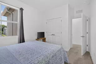 160 Bandol St, Riviera Beach, FL 33404 - Photo 32