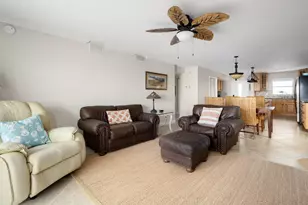 4049 Ocean Dr, Vero Beach, FL 32963 - Photo 14