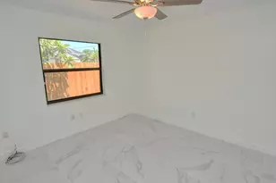 943 SE Browning Ave, Port Saint Lucie, FL 34983 - Photo 24