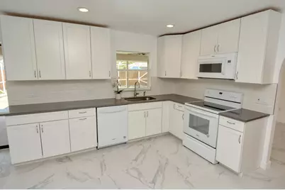 943 SE Browning Avenue, Port Saint Lucie, FL 34983 - Photo 6