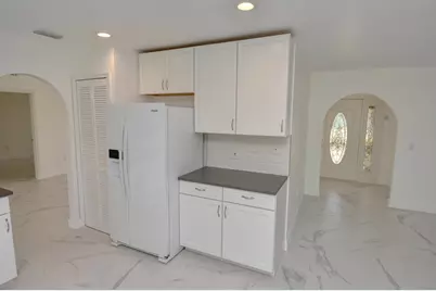 943 SE Browning Avenue, Port Saint Lucie, FL 34983 - Photo 8