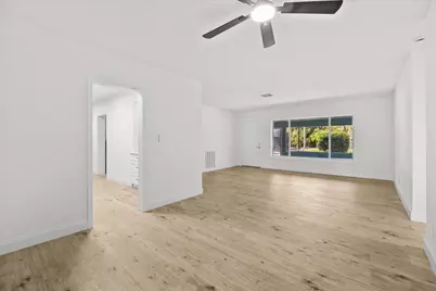 800 SE 13th Court, Deerfield Beach, FL 33441 - Photo 14