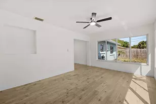 800 SE 13th Ct, Deerfield Beach, FL 33441 - Photo 20