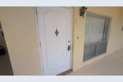 2755 NE 28th Avenue #F1, Lighthouse Point, FL 33064 - Photo 2