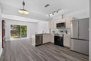 860-870 NE 23rd Ave, Pompano Beach, FL 33062 - Photo 12