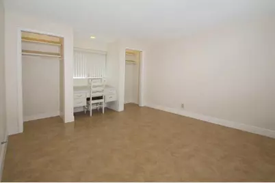 98 Seminole Lane, Boca Raton, FL 33487 - Photo 6