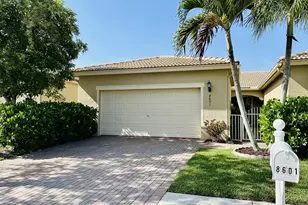 8601 Mangrove Cay, West Palm Beach, FL 33411 - Photo 2