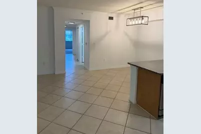 6378 Emerald Dunes Drive #303, West Palm Beach, FL 33411 - Photo 10