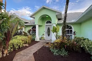 246 SE Ashley Oaks Way, Stuart, FL 34997 - Photo 4