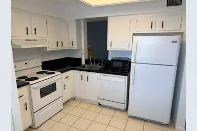 6675 S Oriole Boulevard #4040, Delray Beach, FL 33446 - Photo 4
