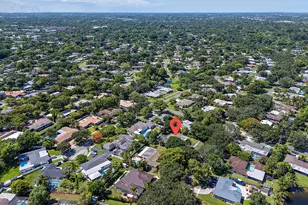 521 SW 59th Ave, Plantation, FL 33317 - Photo 2