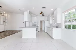 8270 Eleuthera Ln, Wellington, FL 33414 - Photo 10