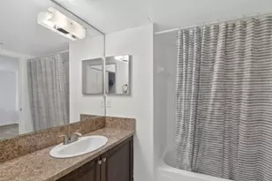 1733 Village Blvd, West Palm Beach, FL 33409 - Photo 16