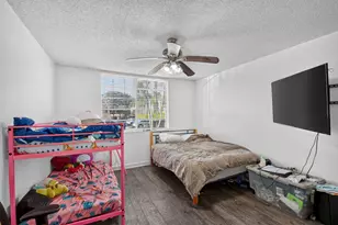 1733 Village Blvd, West Palm Beach, FL 33409 - Photo 18