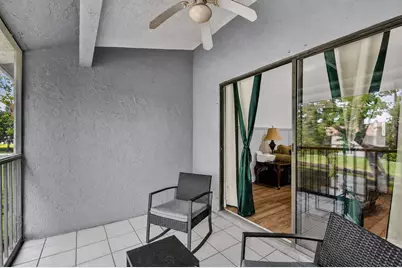 907 Harbour Pointe Way, Greenacres, FL 33413 - Photo 30