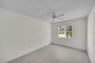 9581 Tavernier Dr, Boca Raton, FL 33496 - Photo 16