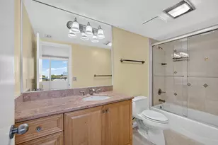 4000 N Ocean Dr, Riviera Beach, FL 33404 - Photo 38