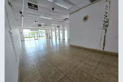 3920 W Broward Boulevard #8, Plantation, FL 33324 - Photo 2