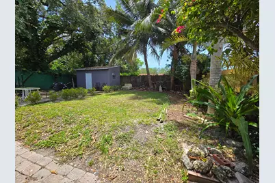 2438 NE 184th Street, North Miami Beach, FL 33160 - Photo 2