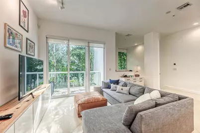 727 NE 4th Avenue, Fort Lauderdale, FL 33304 - Photo 4