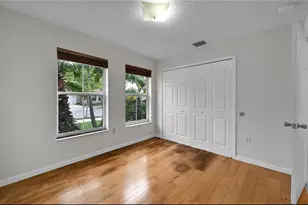 13761 N Garden Cove Circle, Davie, FL 33325 - Photo 10