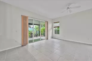 13761 N Garden Cove Circle, Davie, FL 33325 - Photo 16
