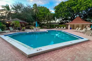 3050 N Palm Aire Dr, Pompano Beach, FL 33069 - Photo 16