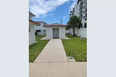 240 SW 7th Street #9, Boca Raton, FL 33432 - Photo 24