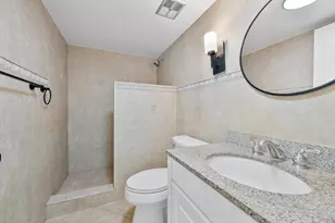 740 NE 199th St, Miami, FL 33179 - Photo 12