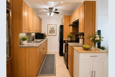 2090 Newport S #2090, Deerfield Beach, FL 33442 - Photo 10