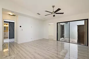 22354 Pineapple Walk Dr, Boca Raton, FL 33433 - Photo 12
